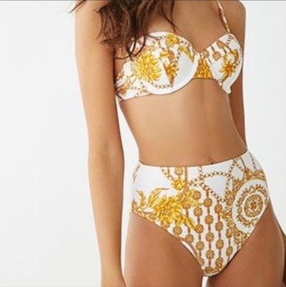 Bathing suit top new with tags bikini top - Picture 4 of 4